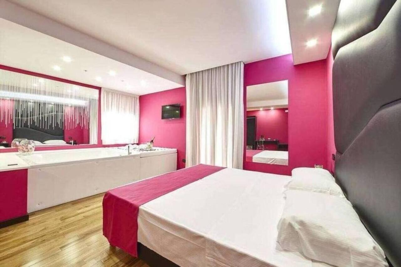 Sweet Central Hotel Caserta Buitenkant foto