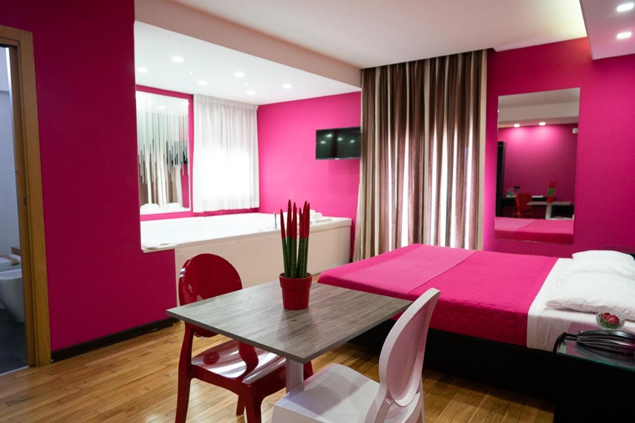 Sweet Central Hotel Caserta Buitenkant foto